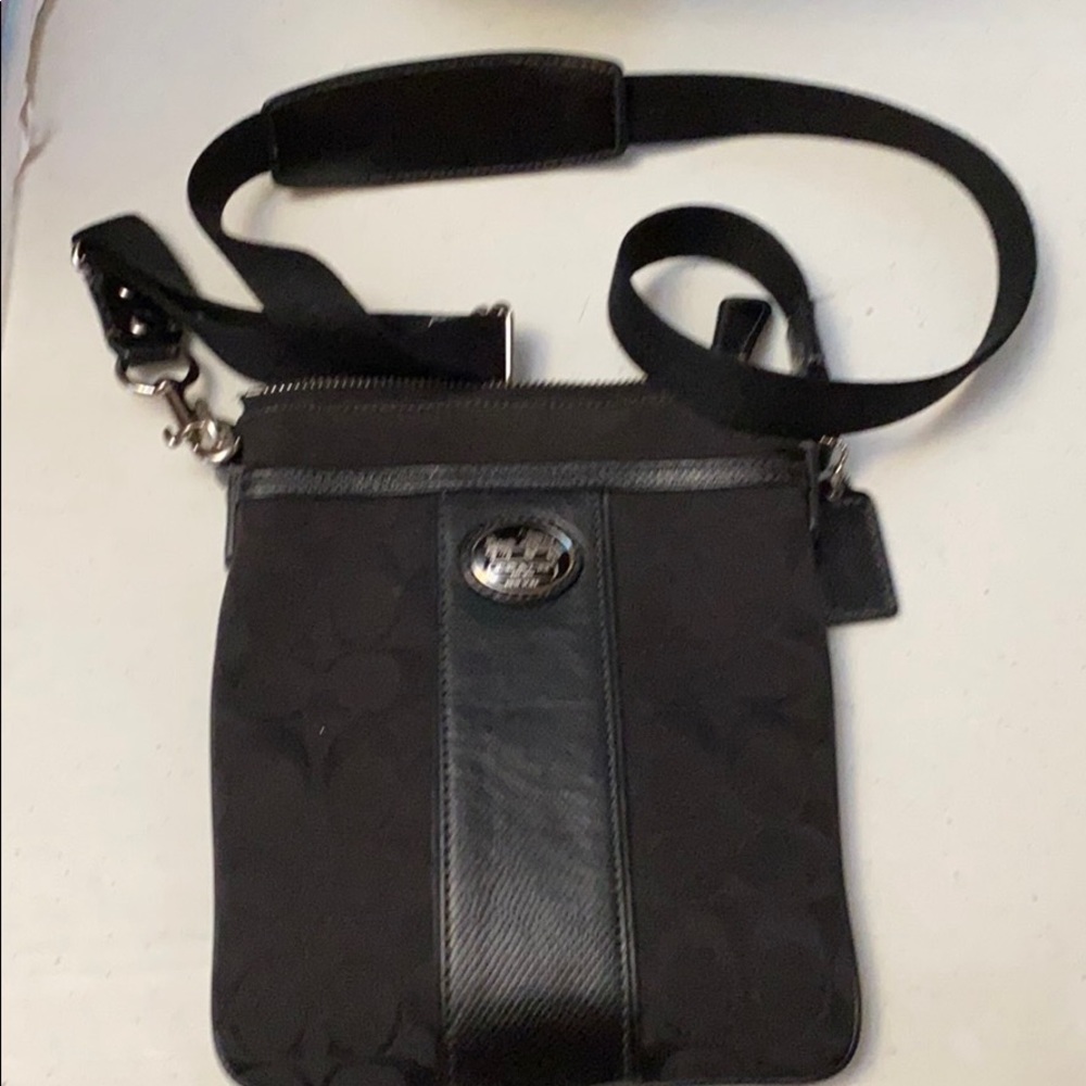 Authentic coach cross body bag